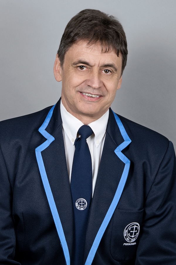 Mnr%20C%20Esterhuizen%202 image Mnr%20C%20Esterhuizen%202 MyKlas - e-Leer vir Sosiale Wetenskappe